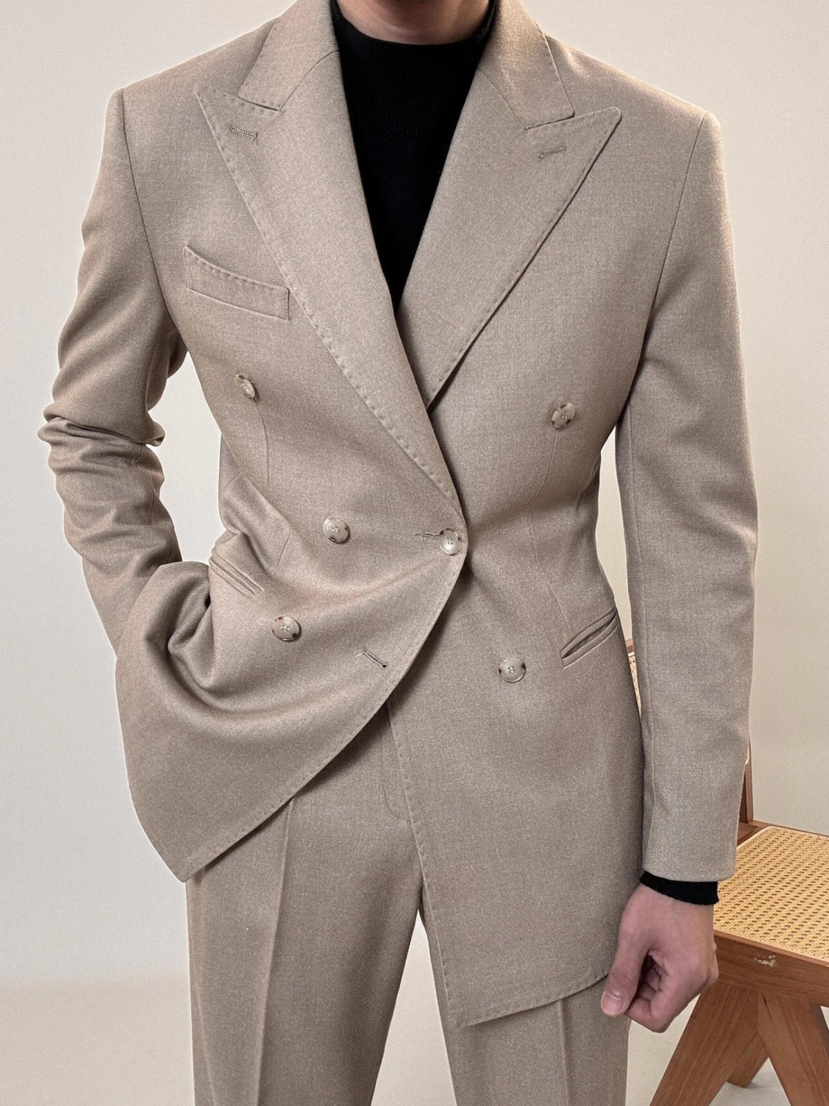 MV Elegant Italian Double-Breasted Suit (Jacket + Trousers set)