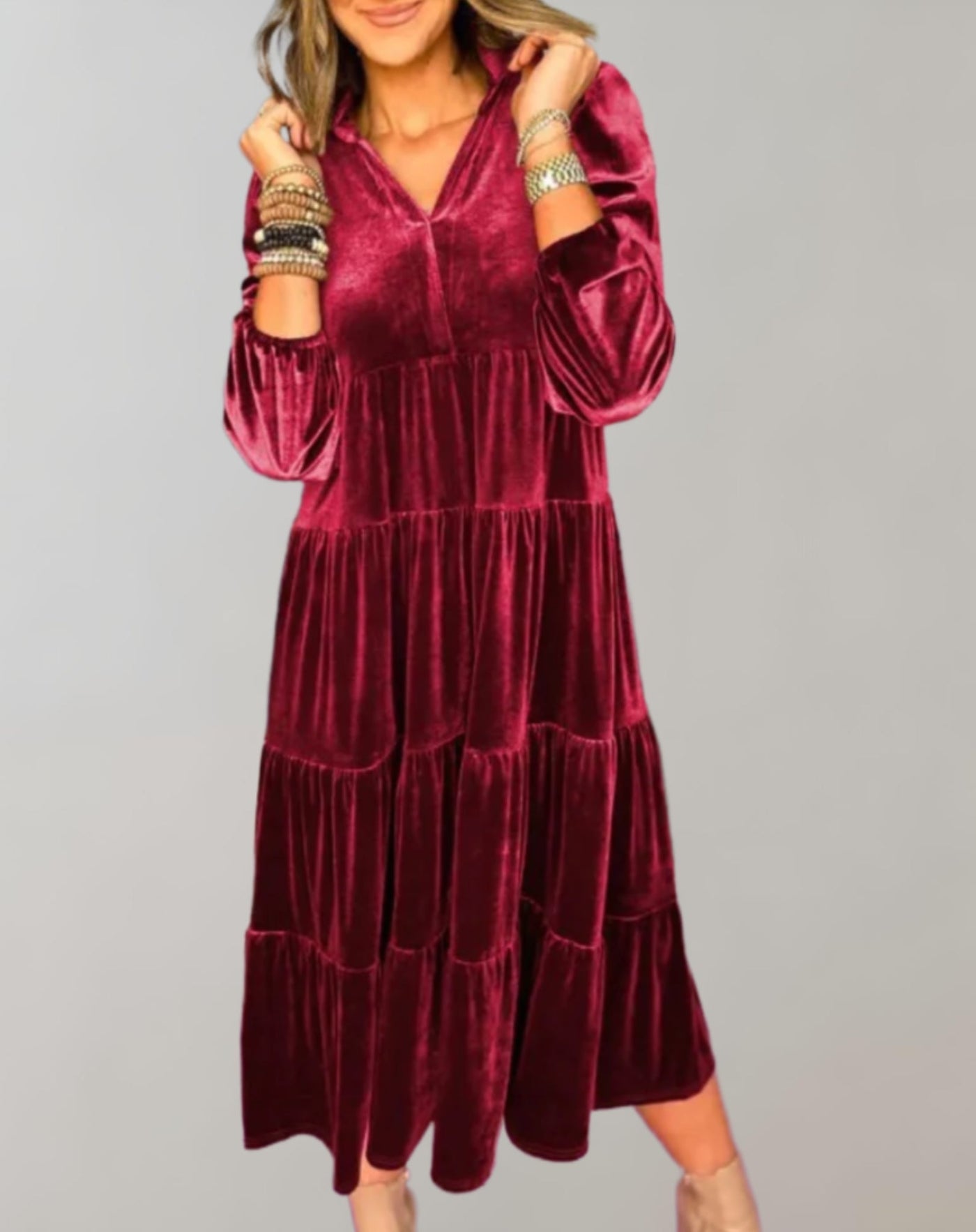 JADE | RELAXED-FIT VELVET DRESS WITH V-NECK