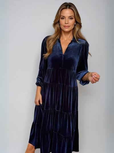 JADE | RELAXED-FIT VELVET DRESS WITH V-NECK